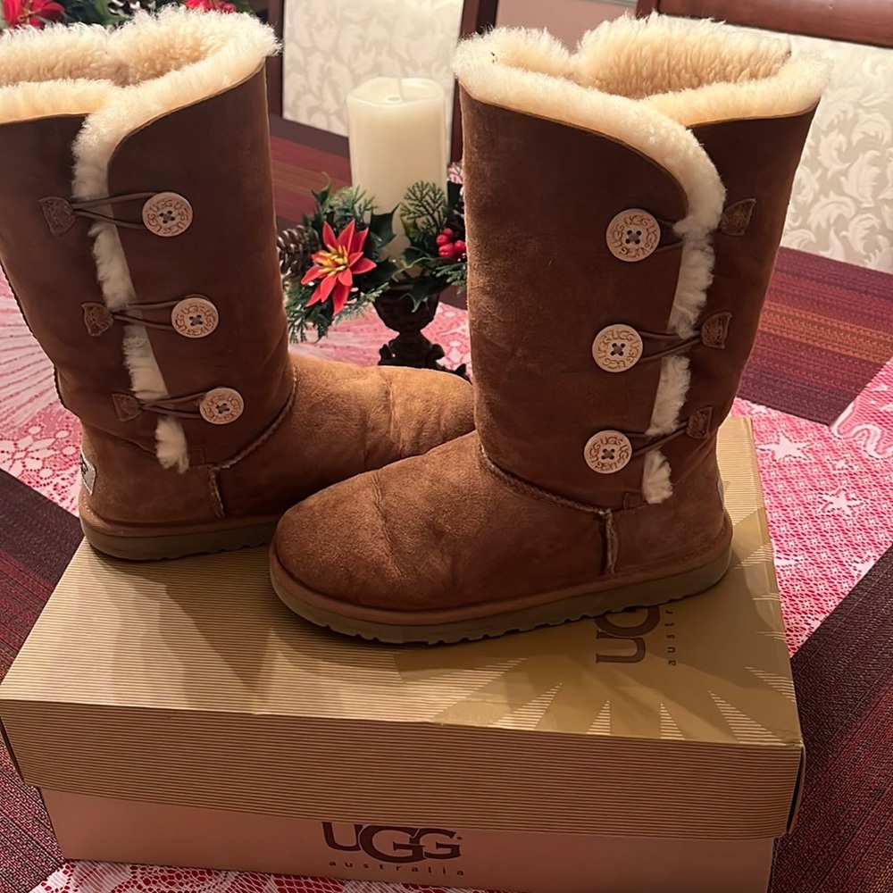 GREAT CONDITION UGGS!